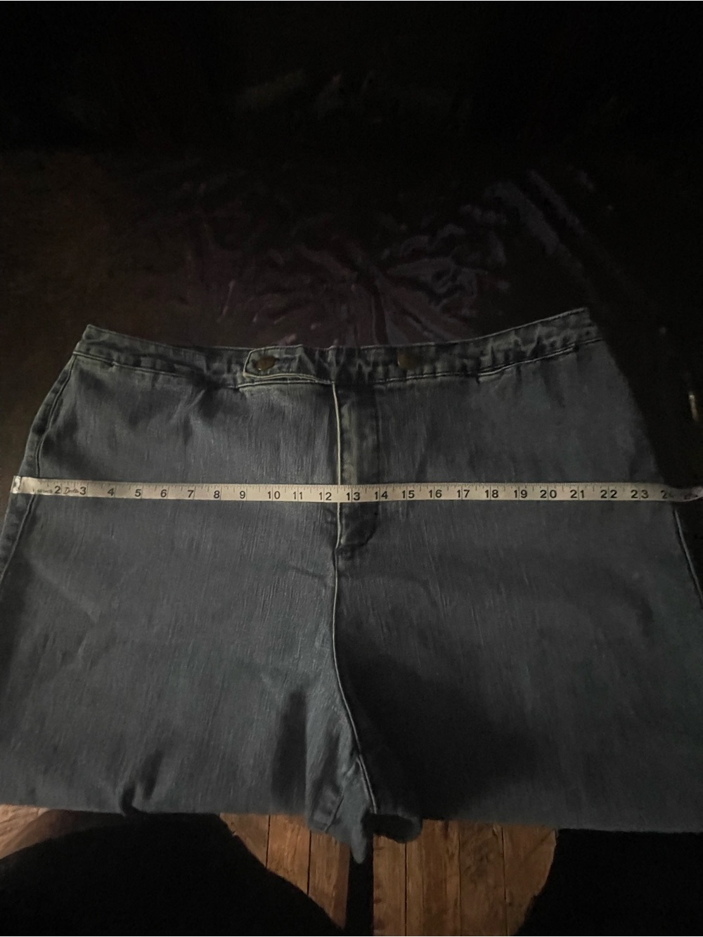Used Women’s wide leg Dark Wash Denim jeans
